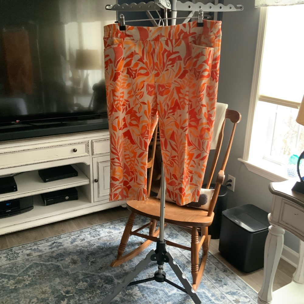 Chico's Orange and Tan Cropped Pants